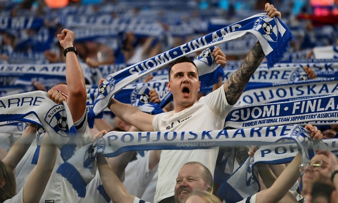 Fan bóng đá Phần Lan mang nCoV về nước
