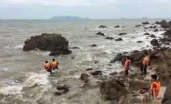 thi the phu nu trong bao tai vut o lo cao su binh phuoc