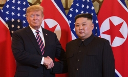 trump noi ve nu cuoi cua kim jong un khi gap mat o bien gioi lien trieu