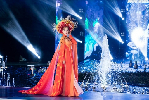 mai phuong thuy cat toc dien ao dai trang noi bat ben dan thi sinh hoa hau