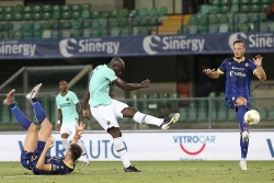 Inter lại mất điểm dù dẫn trước