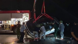 3 người tử vong trong vụ ôtô Mazda lao xuống biển Quảng Ninh