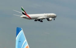 Khách đi máy bay của Emirates được trả chi phí y tế nếu mắc COVID-19