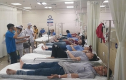 Cần Thơ: Khẩn trương cấp cứu 67 công nhân bị ngộ độc khí gas NH3