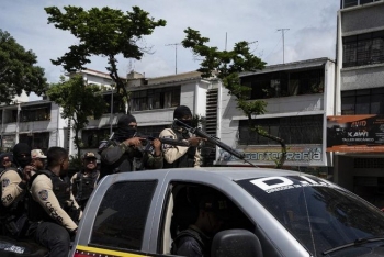 Venezuela: Cảnh sát đấu súng với tội phạm trên đường phố Thủ đô Caracas