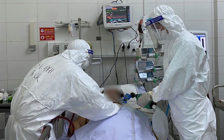 Bộ Y tế thông báo 18 bệnh nhân COVID-19 tử vong trong 7 ngày - 1