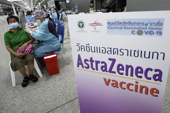 Thái Lan đề xuất hạn chế xuất khẩu vaccine AstraZeneca, nhiều nước bị ảnh hưởng - 1