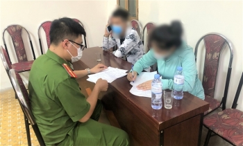 Hà Nội xử phạt 45 người trong ngày đầu giãn cách xã hội