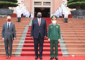 Bộ trưởng Quốc phòng Phan Văn Giang đón tiếp Bộ trưởng Quốc phòng Mỹ