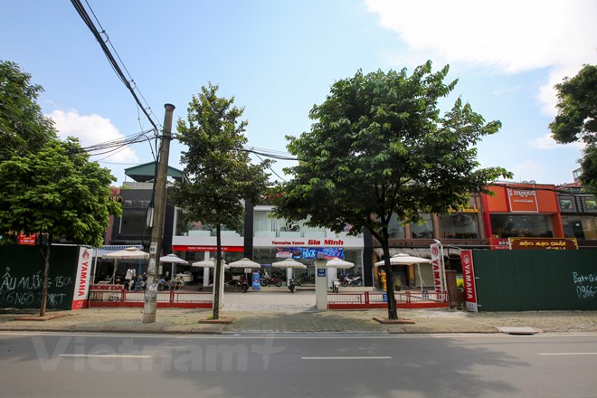hang quan van nhon nhip don khach sau lenh cuong che muong nghia do