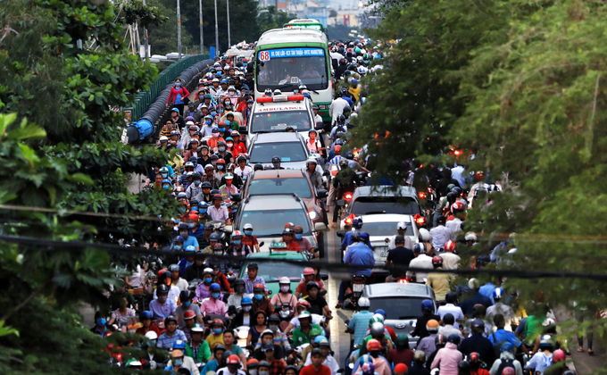 con duong thuong xuyen ket mot km o sai gon