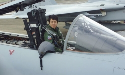 lich su 3 tiem kich toi tan phap rafale ha canh xuong noi bai