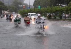 mua lon o mien bac keo dai den khi nao