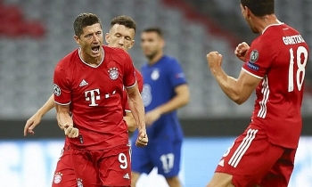 Bayern vùi dập Chelsea