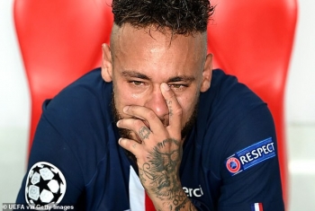 Neymar khóc như mưa sau thất bại ở chung kết Champions League