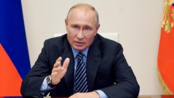Tổng thống Putin tiết lộ con gái ông khỏe mạnh sau khi tiêm vaccine COVID-19