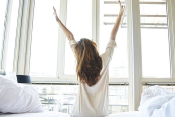 8 thói quen buổi sáng gây lãng phí thời gian và sức khỏe