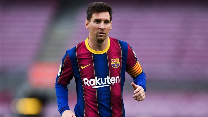 Trực tiếp: Messi khóc nức nở trong buổi họp báo chia tay Barca  - 1