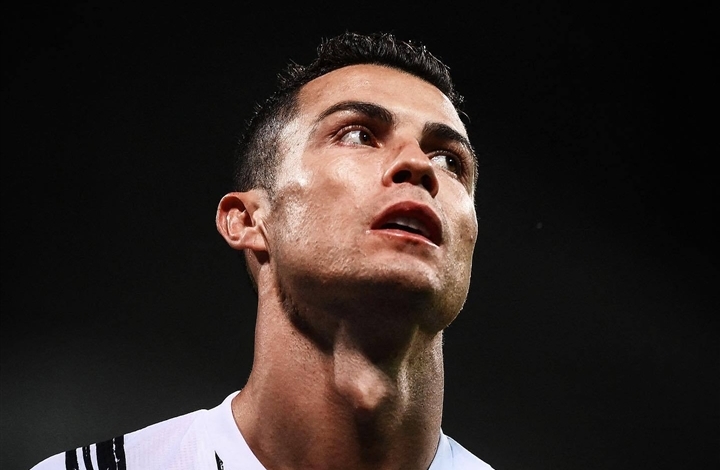 Ronaldo đòi rời Juventus, chuẩn bị tới Man City