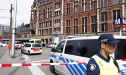 Đâm dao ở Hà Lan, hai người bị thương