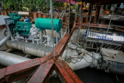 sieu may bom tren duong nguyen huu canh ngung hoat dong vi het tien