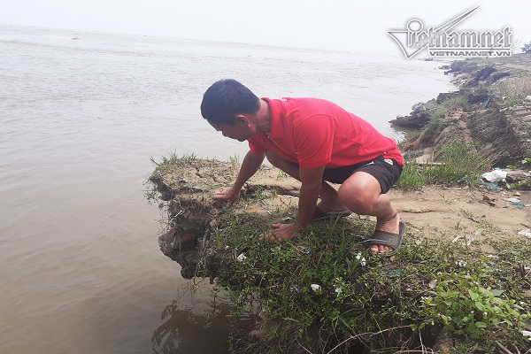 de bien 300 ty o ha tinh ho ham ech sau mua lu