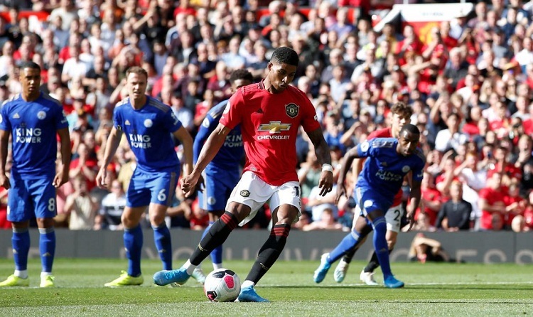 man utd chat vat vuot qua leicester