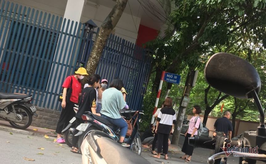 co gai ke phut thoat khoi ke giet 2 nu sinh o ha noi trong gang tac