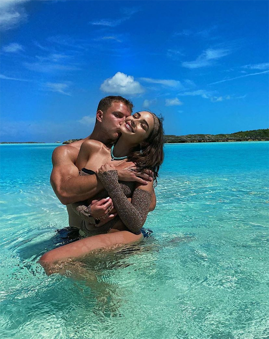 Olivia Culpo và người tình kém 4 tuổi.