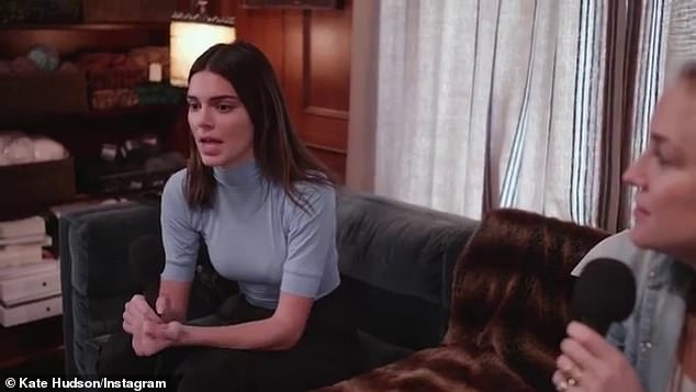 Kendall trong cuộc phỏng vấn với với Kate Hudson và Oliver Hudson.