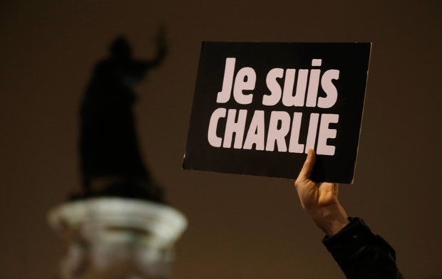 Truyen thong Phap ung ho to bao trao phung Charlie Hebdo hinh anh 1