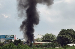 chay lon tai xuong san xuat ghe sofa o ha noi