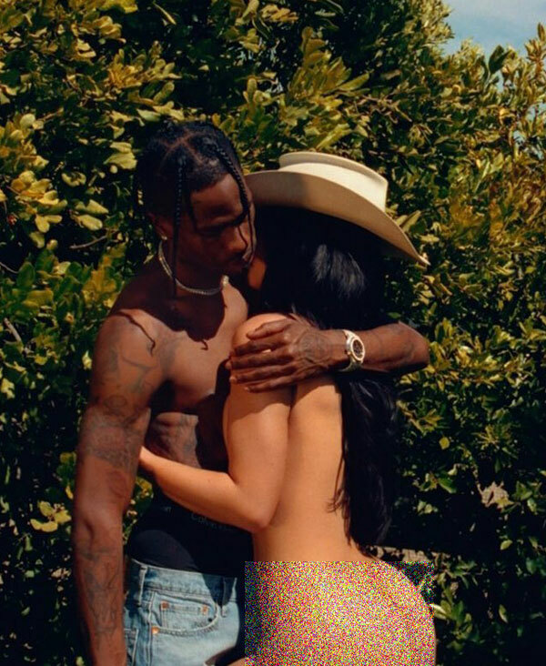 chuyen tinh cua kylie jenner va travis scott