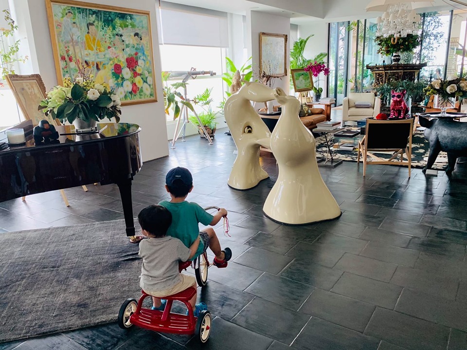 cuoc song nhu mo cua dien vien do hai yen voi chong dai gia