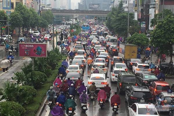 ha noi mua tac trien mien tu sang toi trua