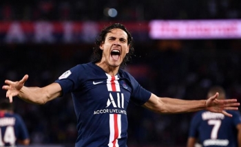 Đóng cửa chuyển nhượng: Man Utd ký gấp với Cavani, chia tay Smalling