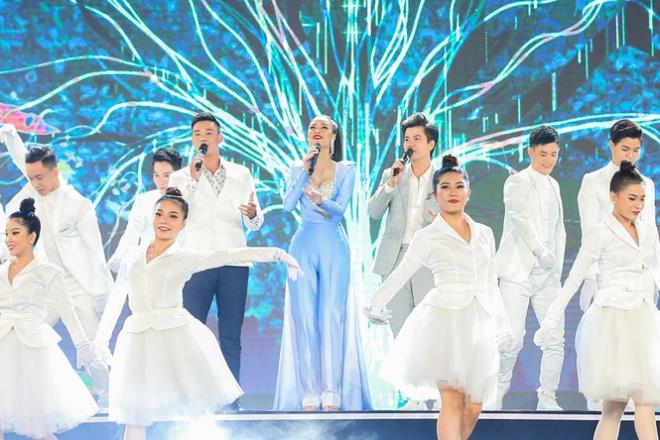 Lộ diện 35 thí sinh vào vòng chung kết toàn quốc 'Hoa hậu Việt Nam năm 2020' - 1