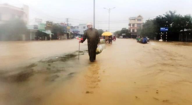 Lũ lụt gây thiệt hại nặng nề, Thừa Thiên Huế hoãn Đại hội đại biểu Đảng bộ tỉnh - 1