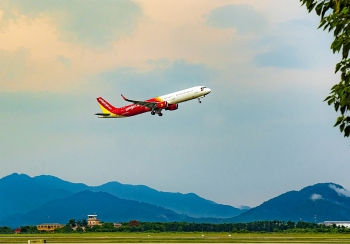 Vietjet hỗ trợ hành khách đến và đi khu vực miền Trung