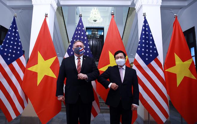 Ngoại trưởng Pompeo thăm Việt Nam: Mỹ cam kết hợp tác thúc đẩy an ninh khu vực - 1