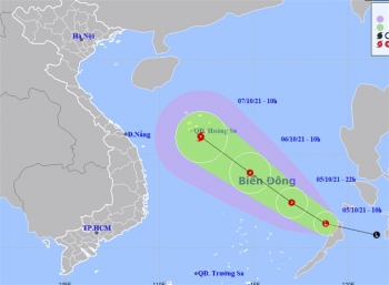Vùng áp thấp đi vào Biển Đông, khả năng mạnh thành áp thấp nhiệt đới