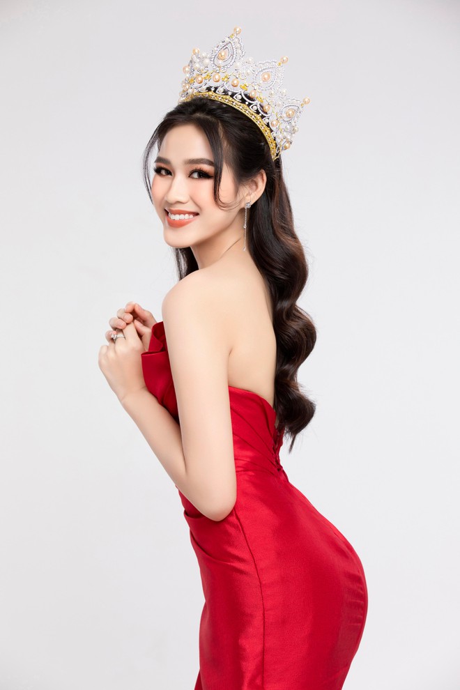 Hoa hậu Đỗ Thị H&agrave; h&oacute;a th&acirc;n th&agrave;nh nữ tướng Triệu Thị Trinh tại &amp;amp;quot;Miss World 2021&amp;amp;quot; ảnh 3