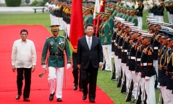Trung Quốc và Philippines nâng cấp quan hệ, cam kết hợp tác ở Biển Đông