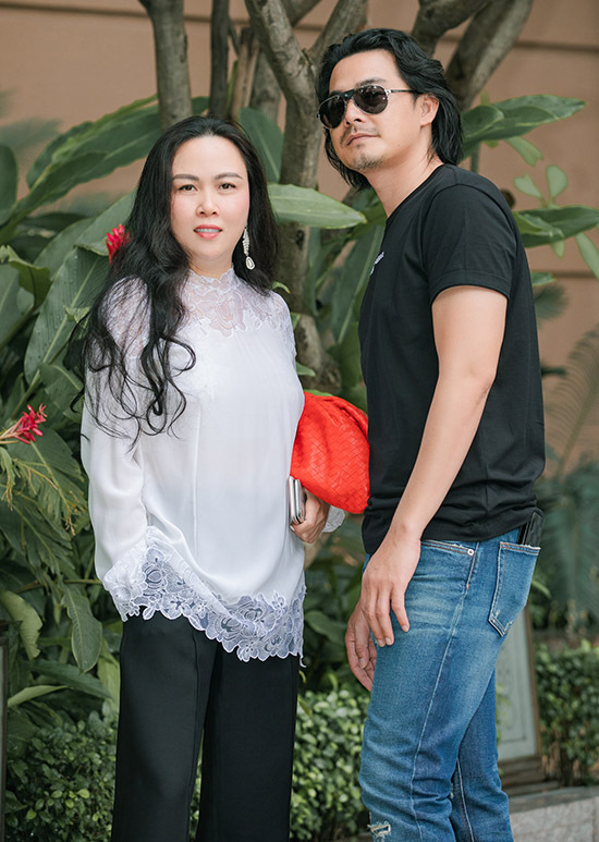 ngoc trinh dien noi y dao pho voi phuong chanel