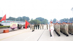 chia tay can bo benh vien da chien len duong di nam sudan