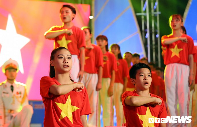 the thao viet nam xuat quan sea games 30 quyet gianh hcv bong da