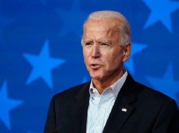 Vươn lên dẫn ở loạt bang chiến trường, ông Biden cách Nhà Trắng vài cm