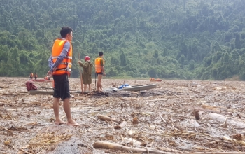 Quảng Nam tiếp tục tìm kiếm nạn nhân mất tích ở Trà Leng