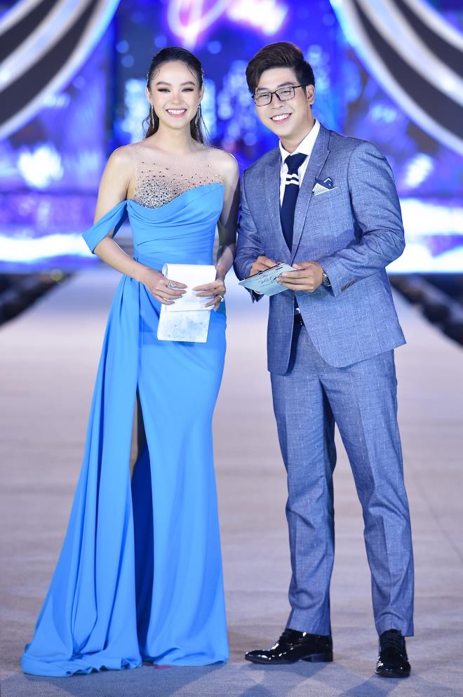 Hoa hậu Tiểu Vy cùng dàn mỹ nhân khoe sắc trên thảm đỏ Người đẹp Biển - Du lịch - 7