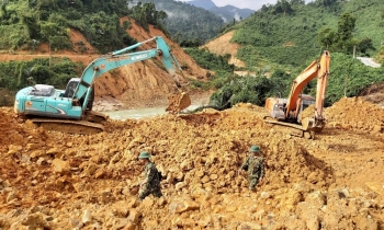 Thừa Thiên Huế nối lại việc tìm kiếm các nạn nhân mất tích tại thủy điện Rào Trăng 3